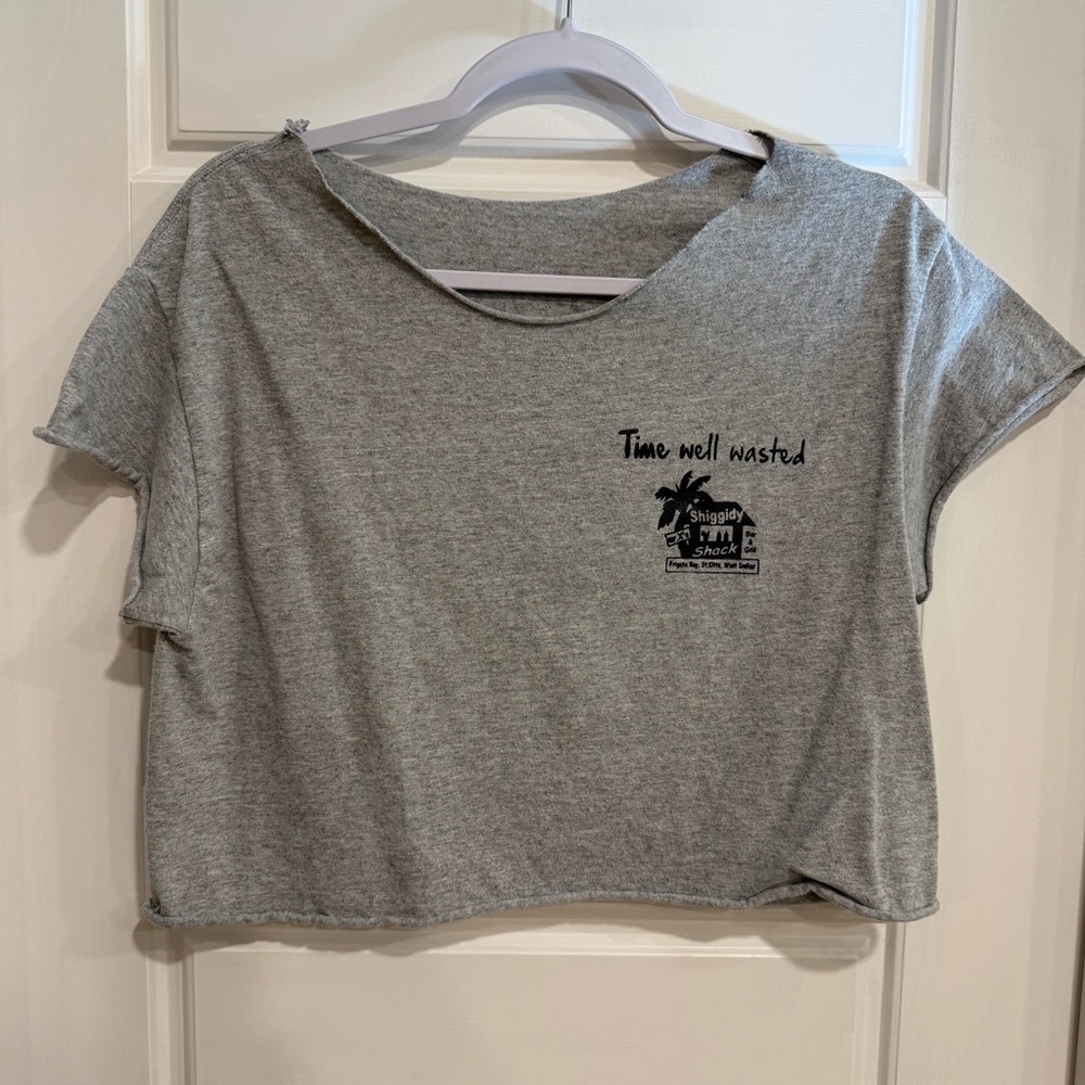 Gildan Gray Mr. X’s Shiggidy Shack Crop Tee Souvenir S EUC